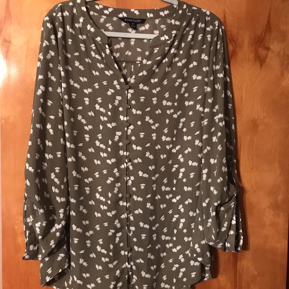 41Hawthorne 2xl Womens button down blouse, 3/4 sleeve.